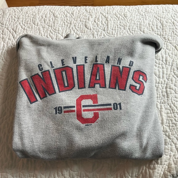 Cleaveland Indians Sweatshirt - Picture 3 of 3